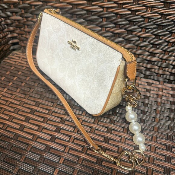 coach Nolita 19 In Blocked Signature Canvas ca444 - Picture 4 of 7